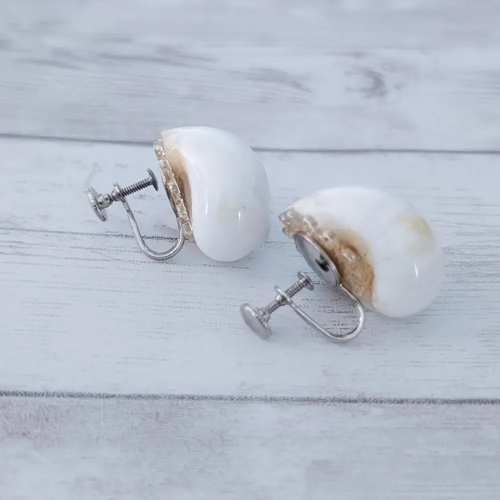 Vintage Screw On Earrings Chunky 3D Large Shell Beach Vibes